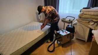spalatorie curatatorie cu aburi pentru tapiterie auto canapele saltele fotolii mochete in oradea cleanspot